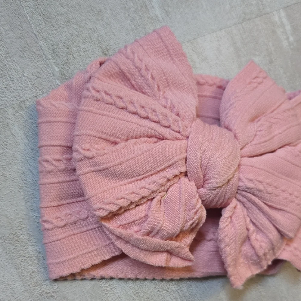 Handmade 》features dusty